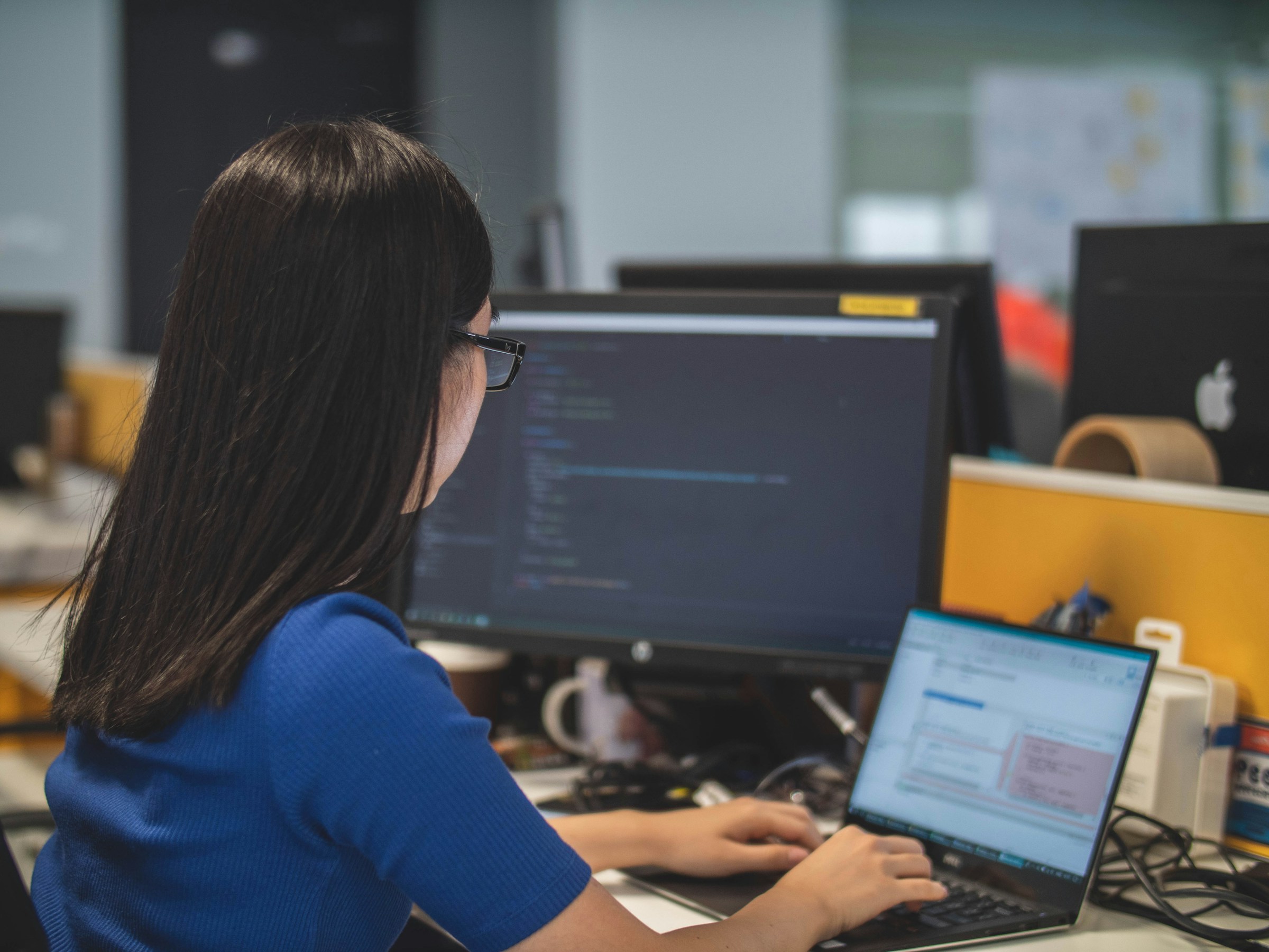 woman doing classification - Data Classification Categories